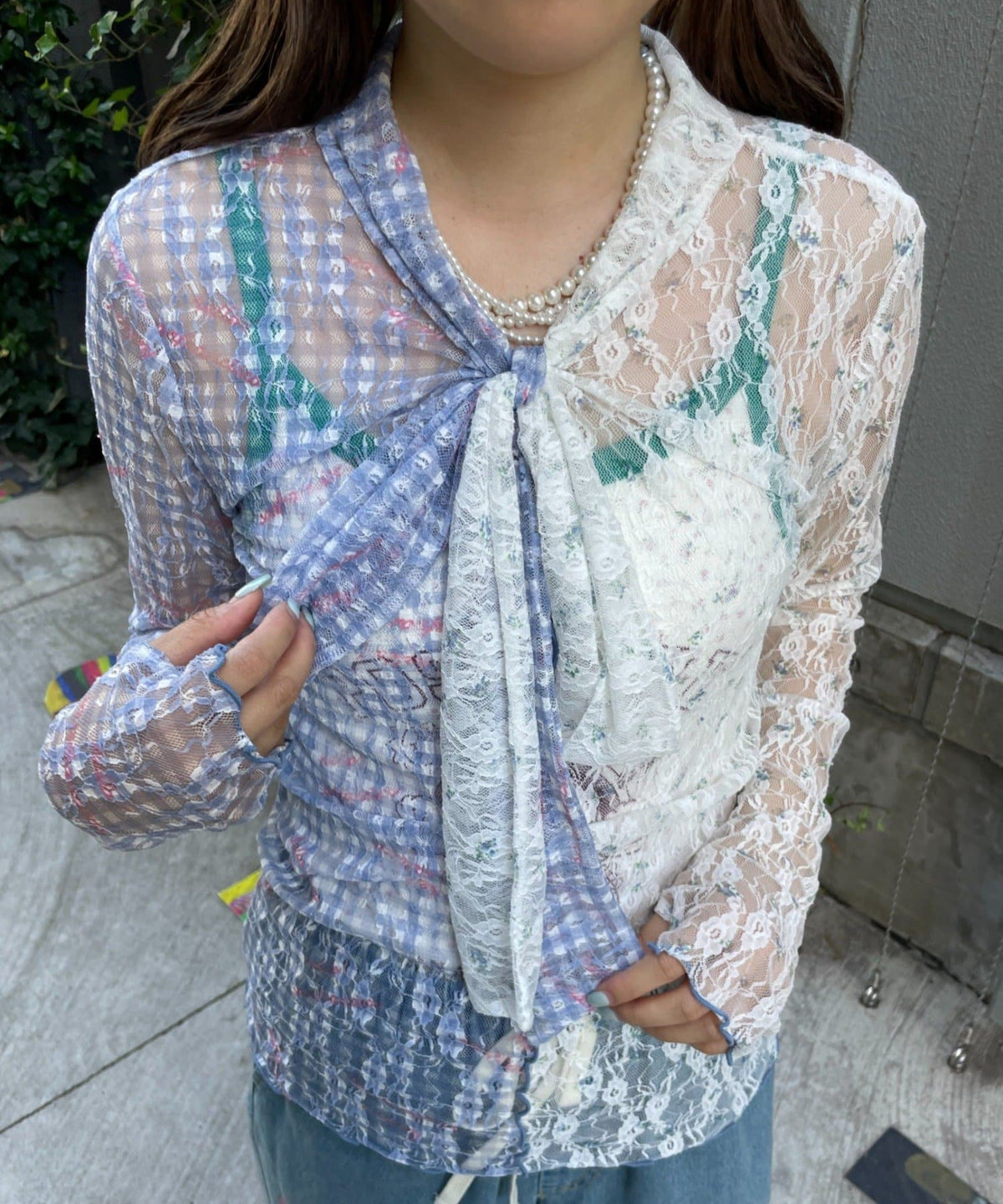 HELLO.SANFRANCISCO Lace bow tie tee - Image 11