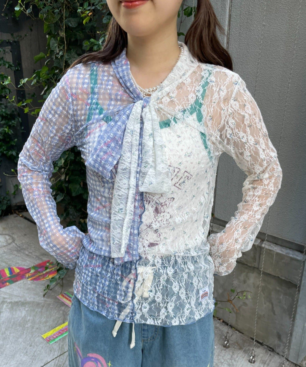 HELLO.SANFRANCISCO Lace bow tie tee - Image 3