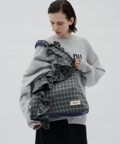TYNNE. 撞色荷葉邊Triangle Bag - Image 15