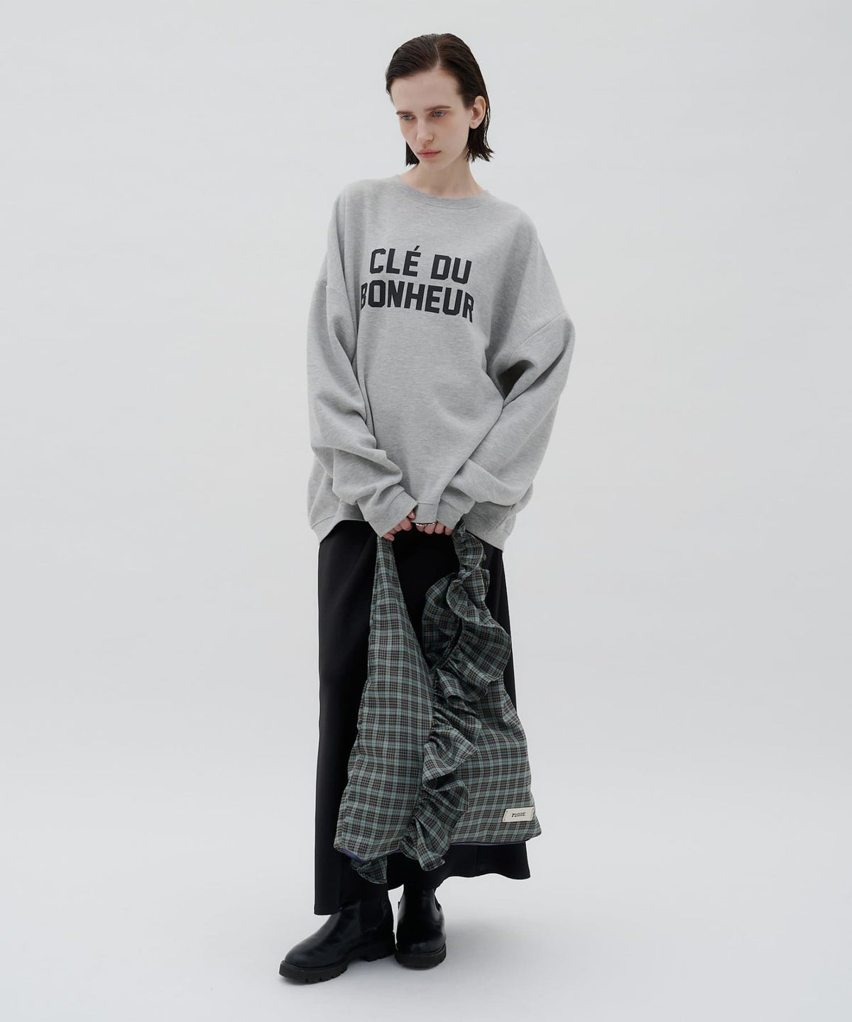 TYNNE. 撞色荷葉邊Triangle Bag - Image 21