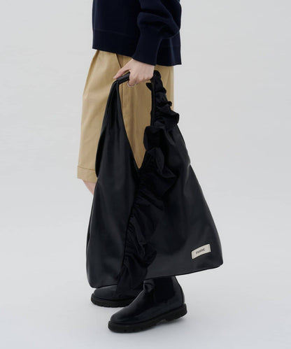 TYNNE. 撞色荷葉邊Triangle Bag - Image 29