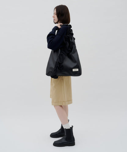 TYNNE. 撞色荷葉邊Triangle Bag - Image 34