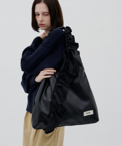 TYNNE. 撞色荷葉邊Triangle Bag - Image 2