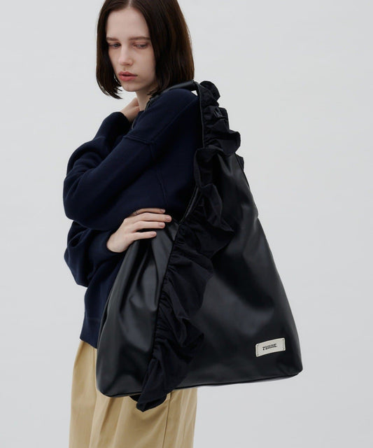 TYNNE. 撞色荷葉邊Triangle Bag - Image 2