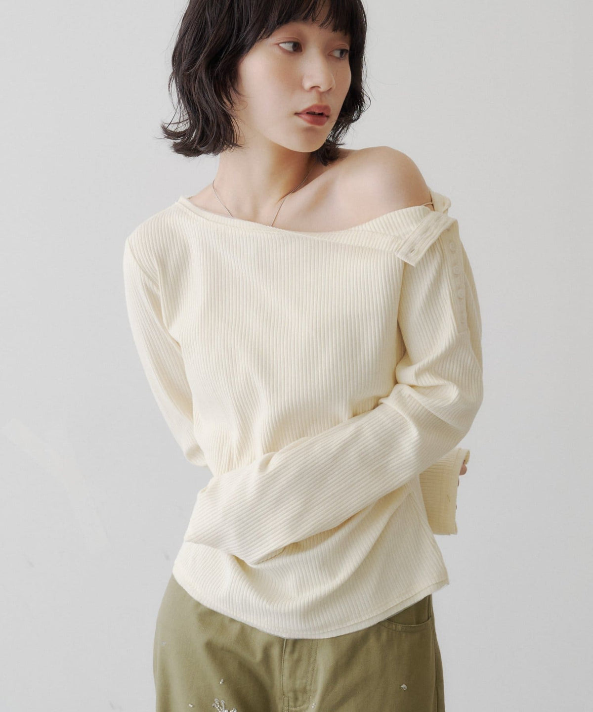 [Lace / 純色] Kastane 露肩紐扣Top - Image 7