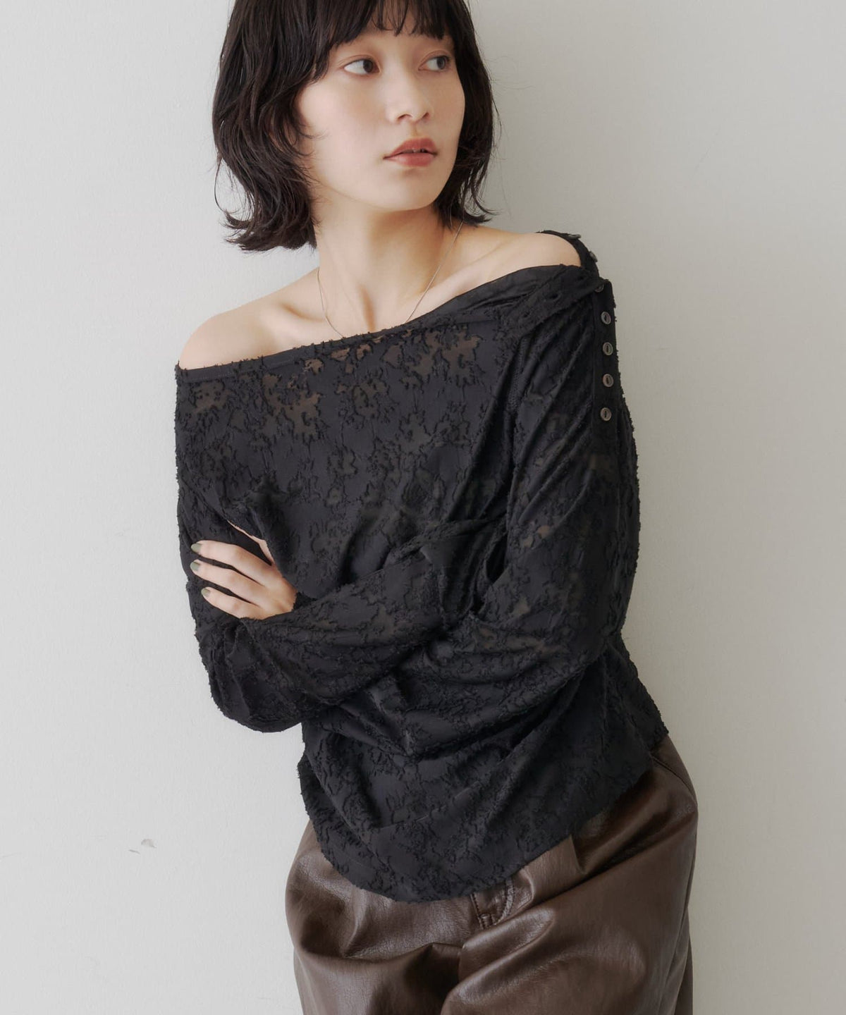 [Lace / 純色] Kastane 露肩紐扣Top - Image 33