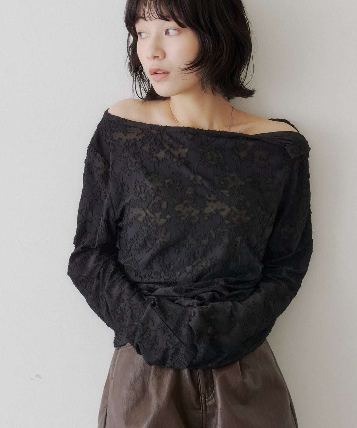 [Lace / 純色] Kastane 露肩紐扣Top - Image 34