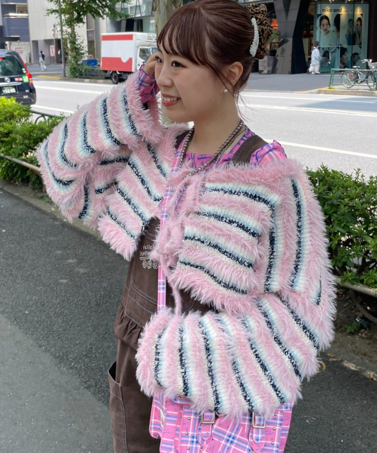 HELLO.SANFRANCISCO 2-Way Striped Cardigan with Ribbon - Image 18