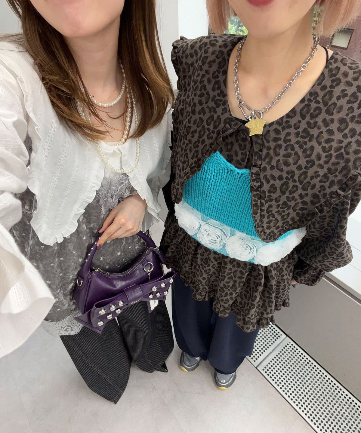 [2 Size] CIAOPANIC 大翻領 V-Neck Blouse - Image 48