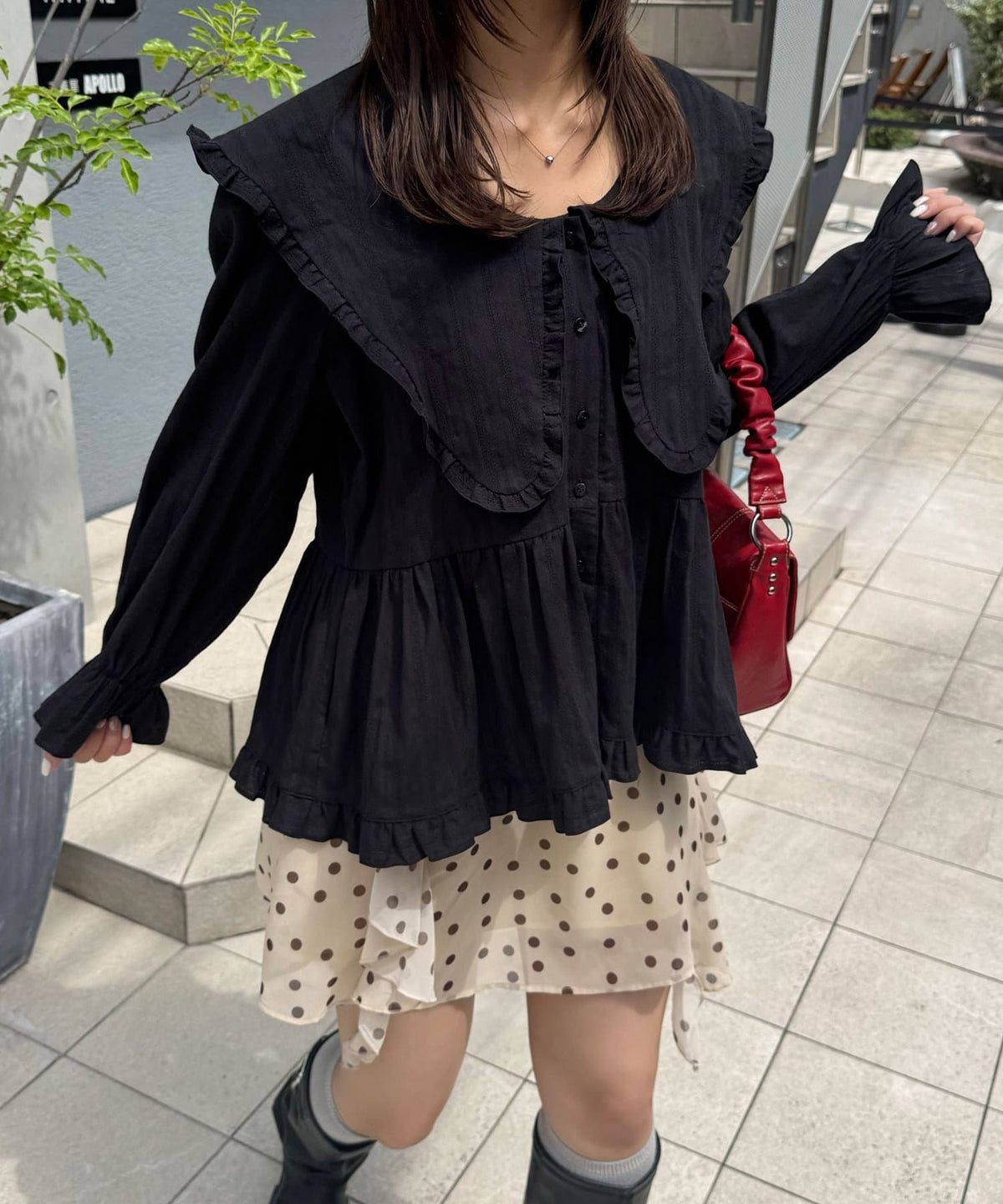 CIAOPANIC Big collar V-neck blouse - Image 4