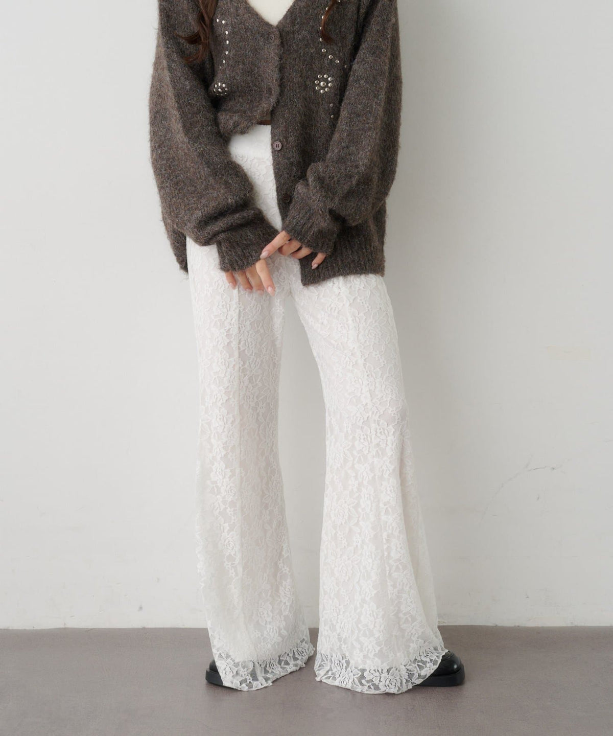 Kastane Lace / Velour flare pants - Image 4