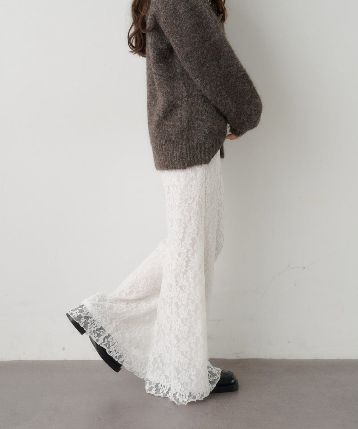 Kastane Lace / Velour flare pants - Image 6