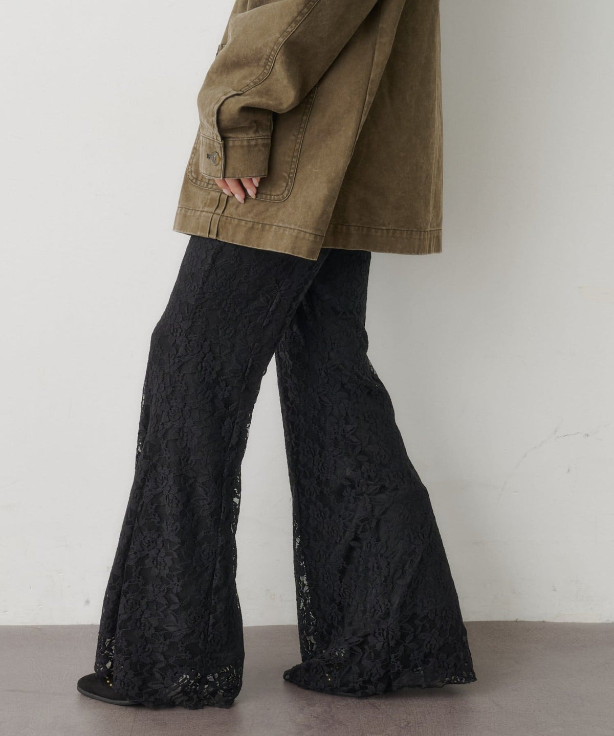 Kastane Lace / Velour flare pants - Image 18