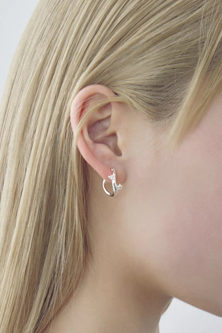 GOLDY Daisy Earrings