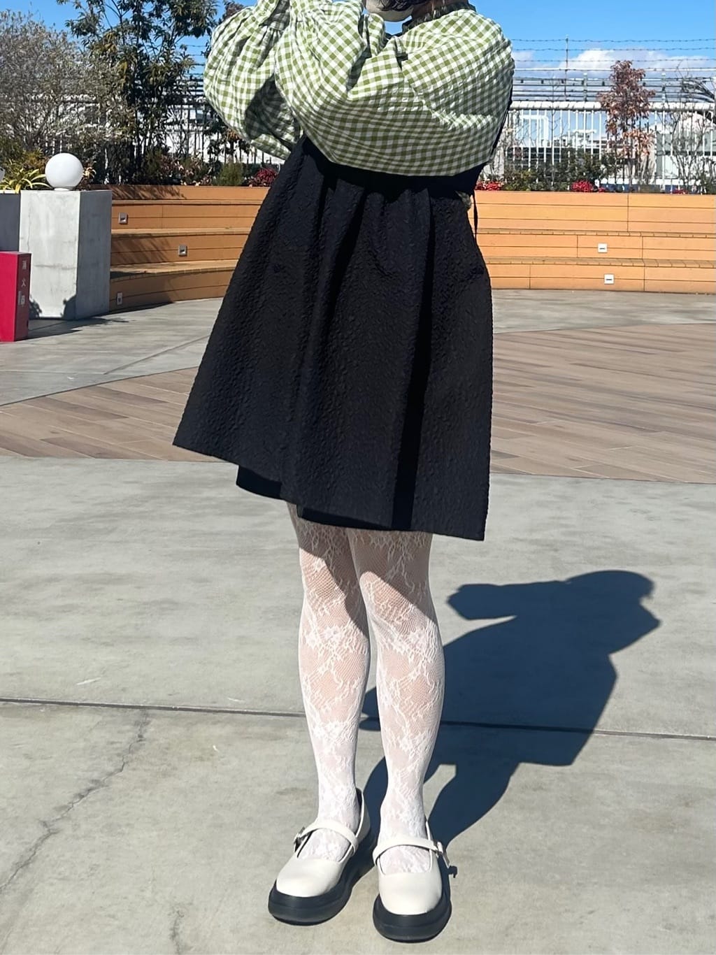 日本製 靴下屋 Lace flower tights