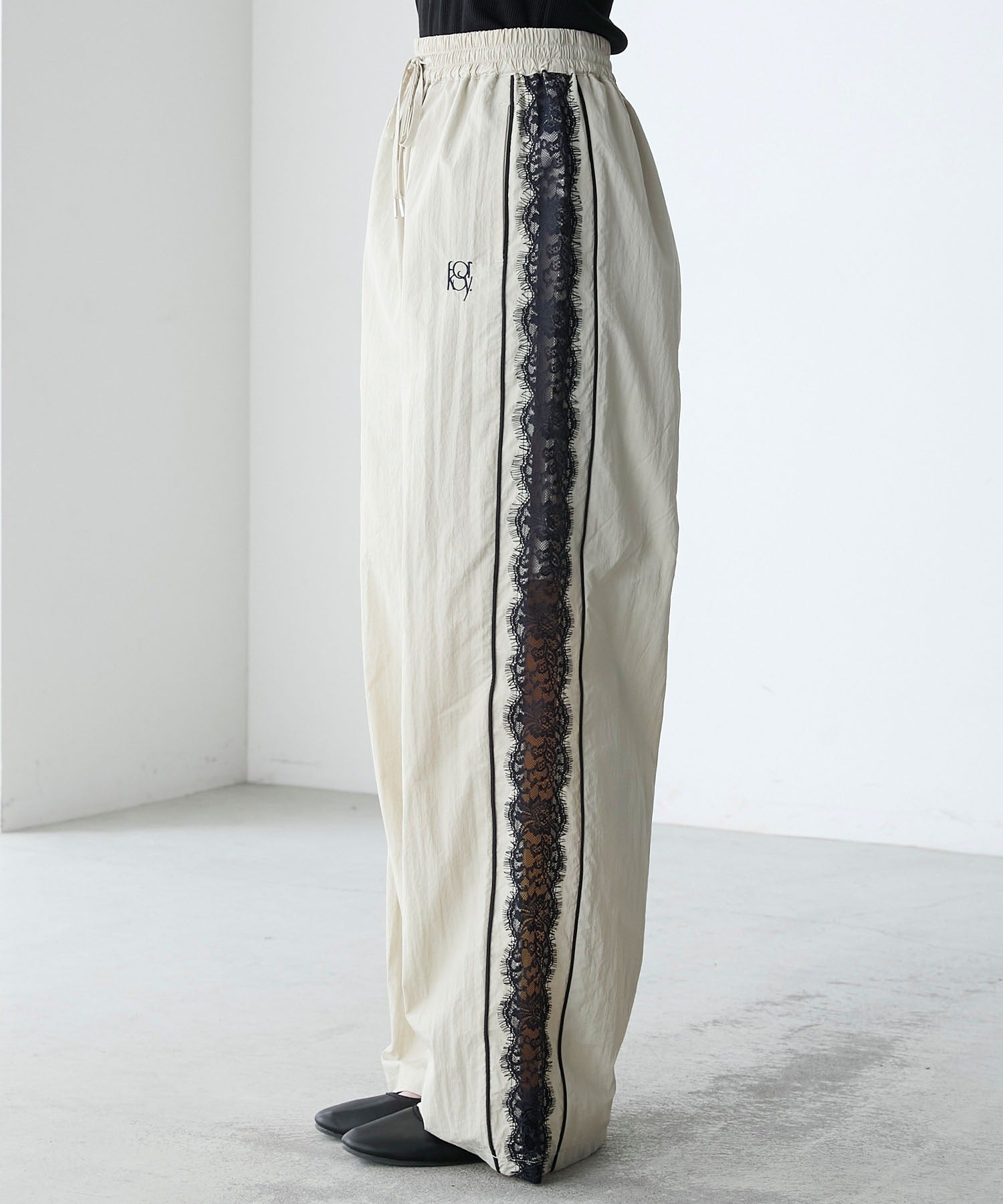 Forksy. Lace Pants - Image 95