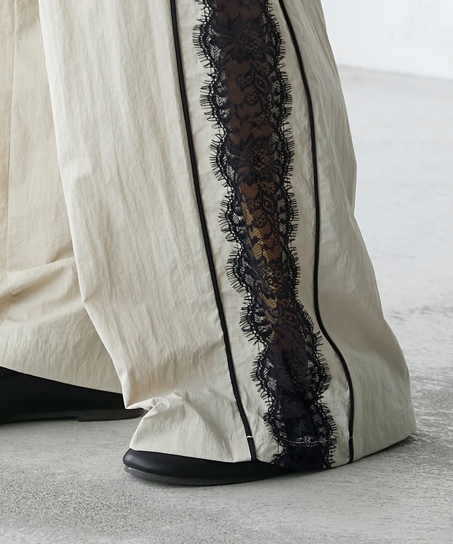 Forksy. Lace Pants - Image 99