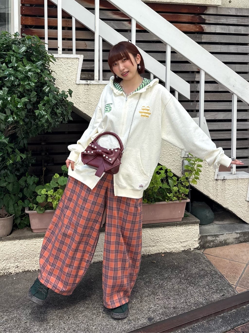 HELLO.SANFRANCISCO 橫紋Ruffle邊Double Zip Hoodie - Image 49