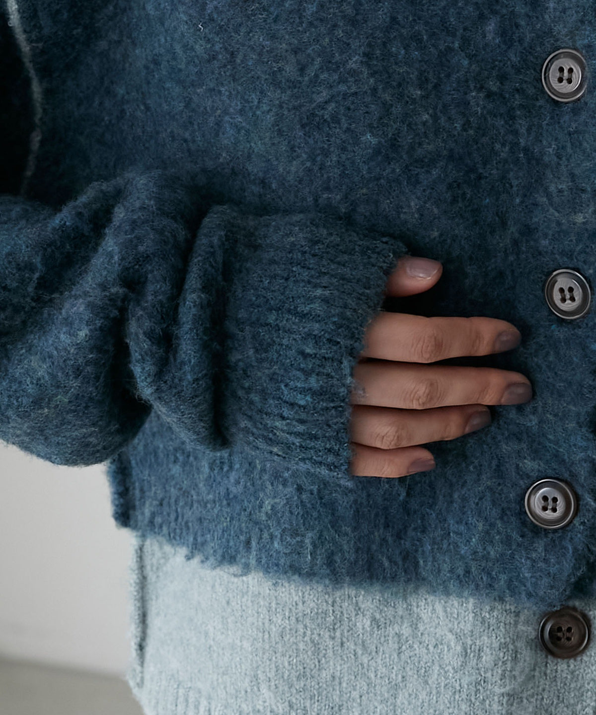 forksy. 假2件拼色短版cardigan - Image 108
