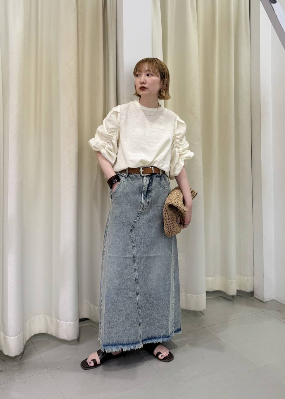 [現貨] KBF 後開衩牛仔裙