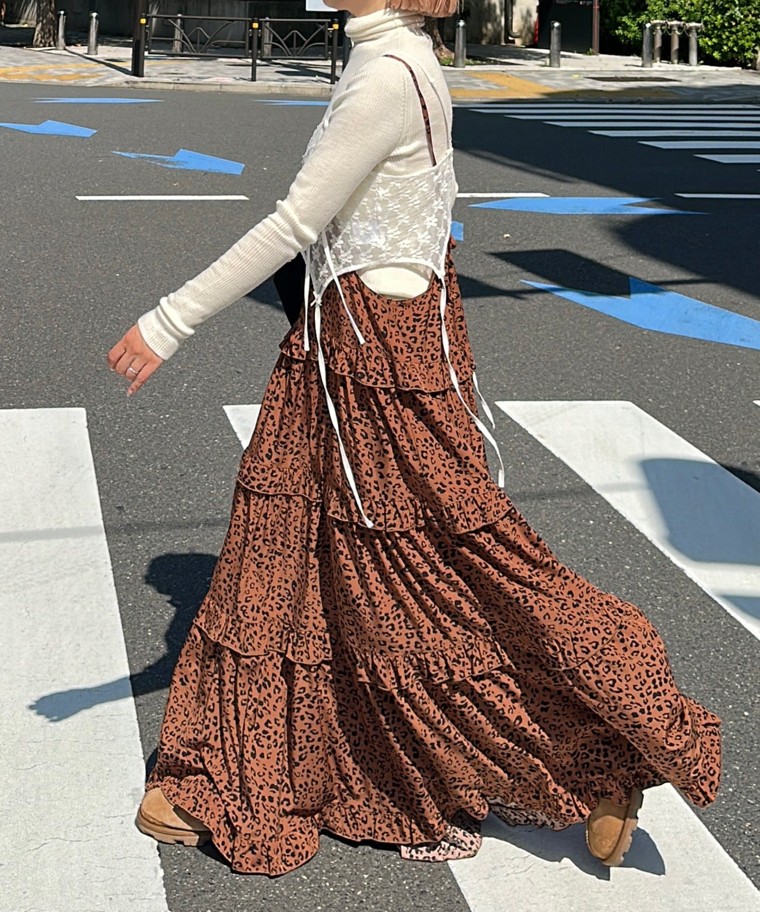 フリルティアードキャミワンピ