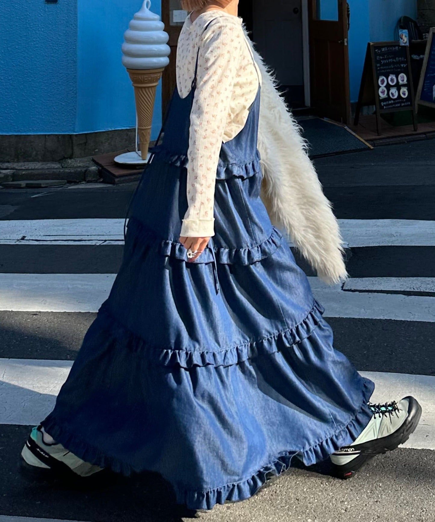 フリルティアードキャミワンピ