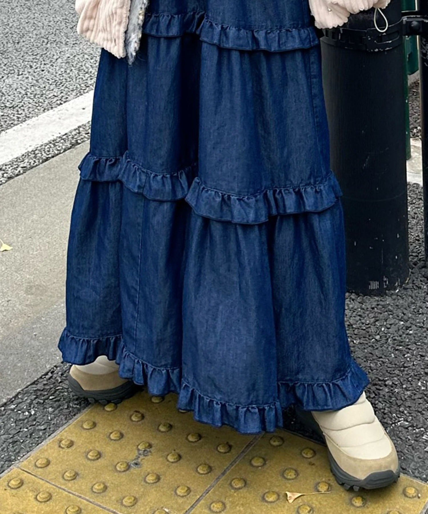 フリルティアードキャミワンピ