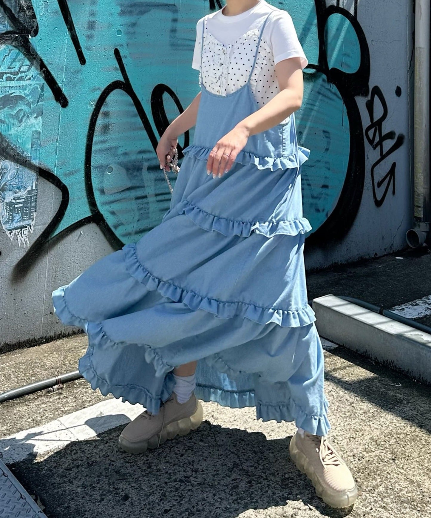 フリルティアードキャミワンピ