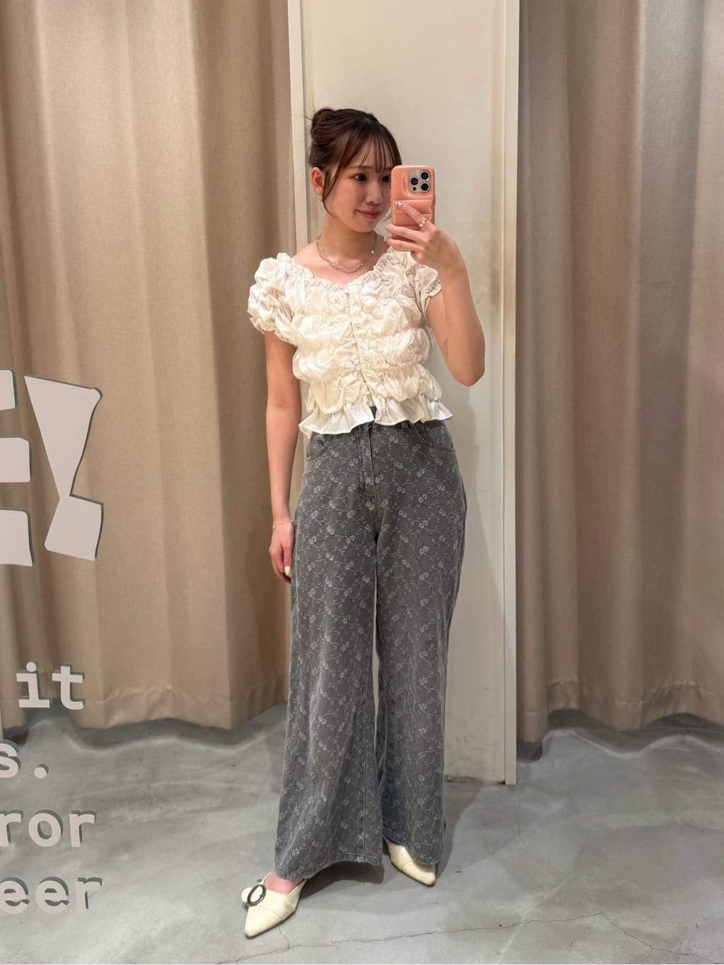 Kastane [Straight] floral embroidered denim - Image 62