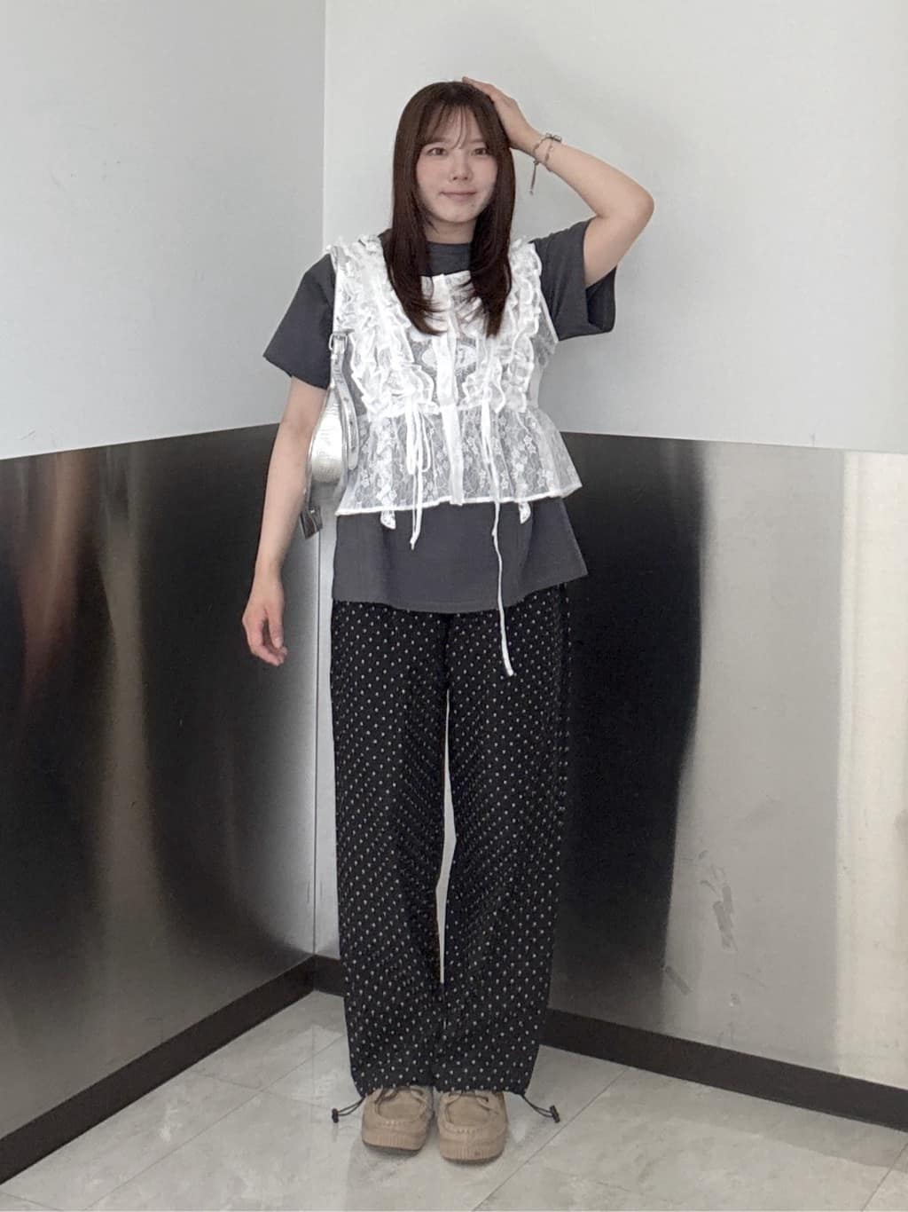 w closet Logo Lace Tee - Image 47
