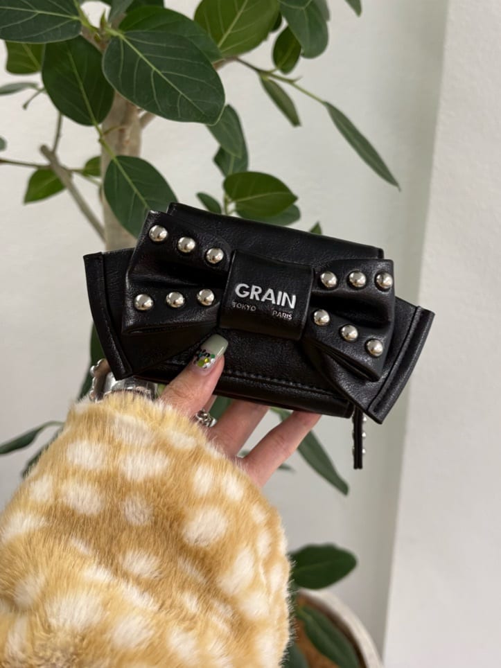 Grain Studded Ribbon Wallet - Image 19