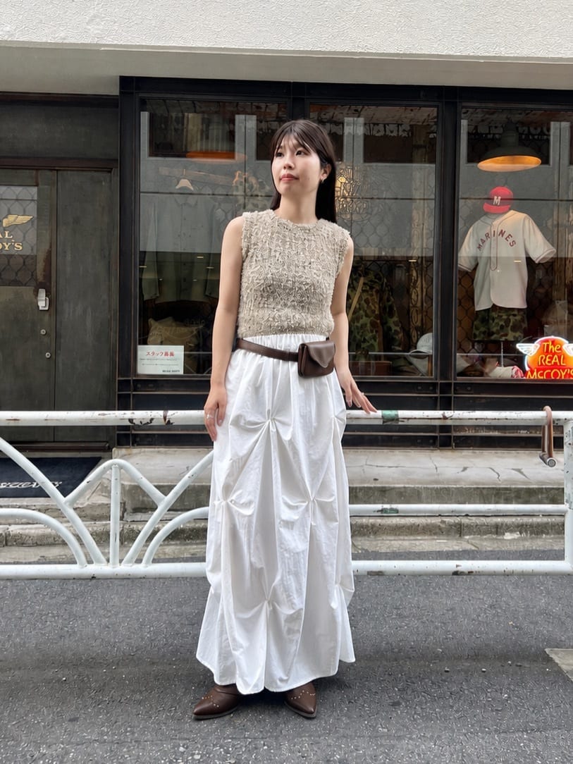 Kastane Flower Tuck Long Skirt - Image 42