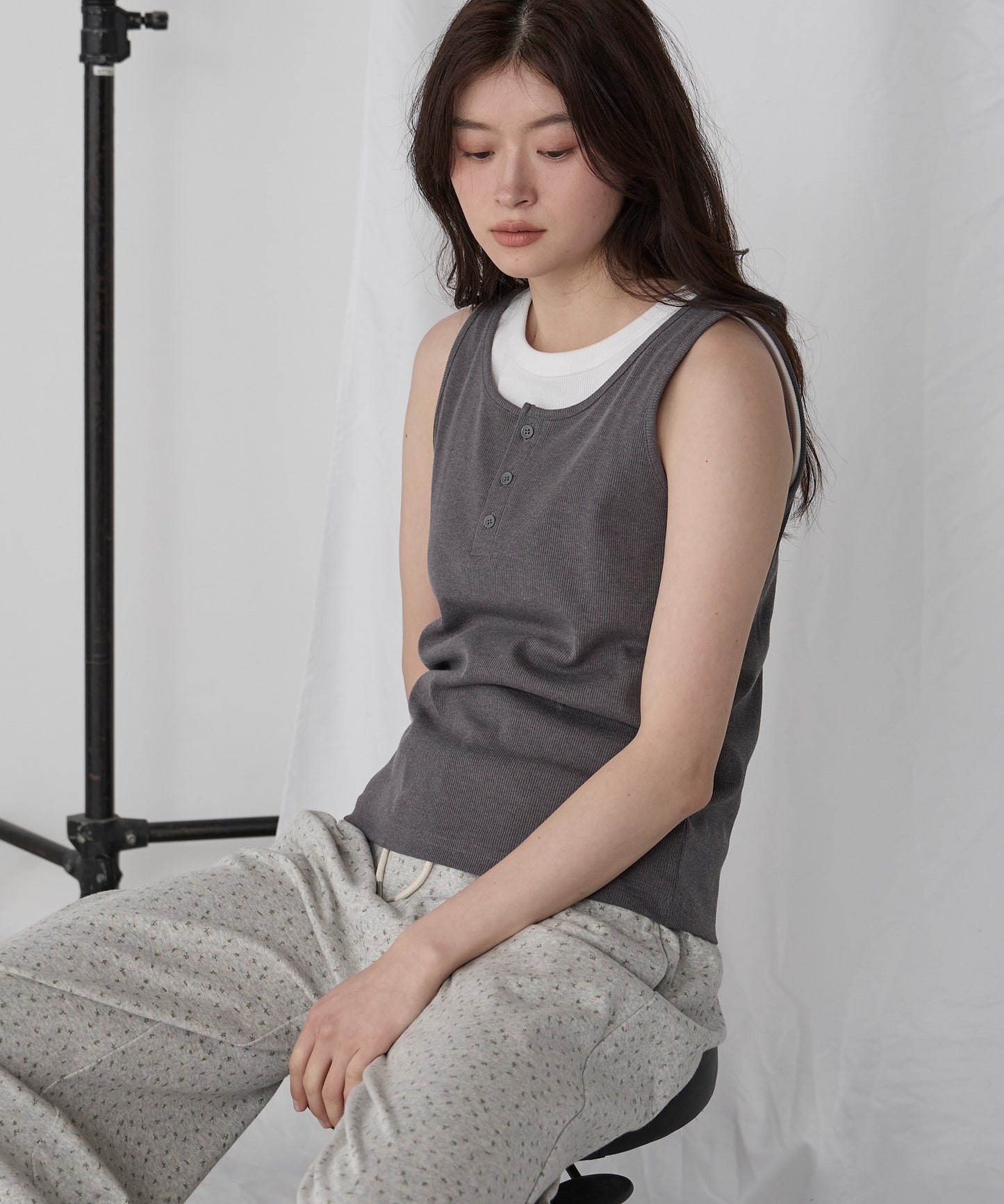 [2件Set] Henry Design & American Sleeve Tank Tops - Image 9