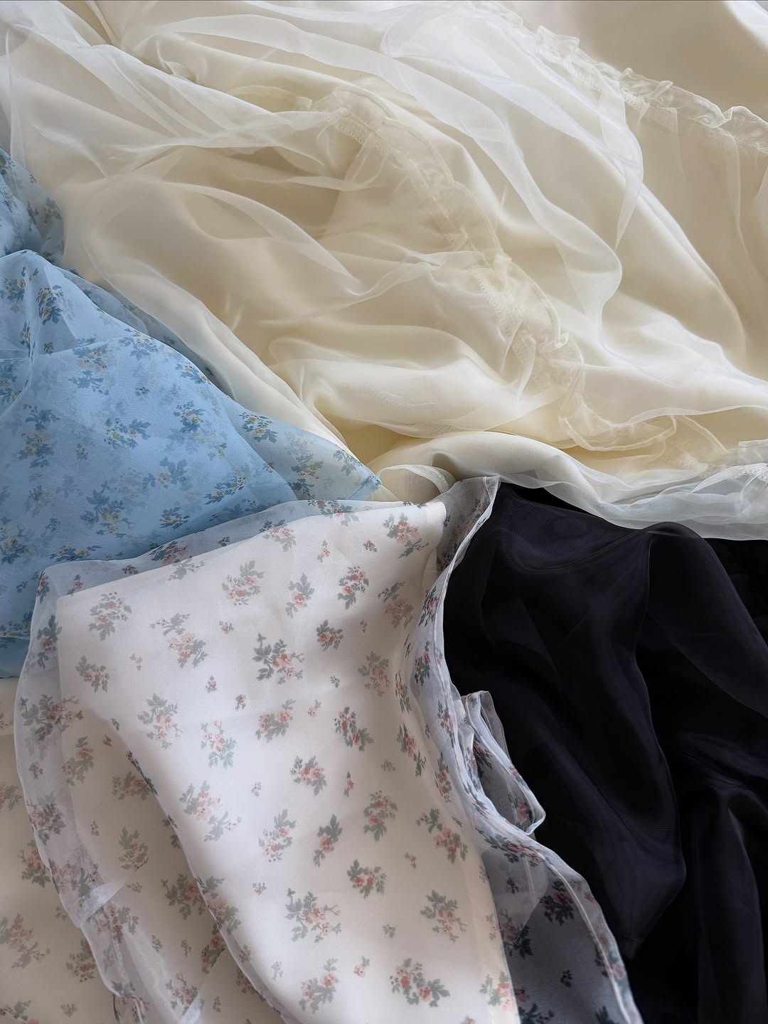 Kutir Ruffle肩帶紗紗 mini ops