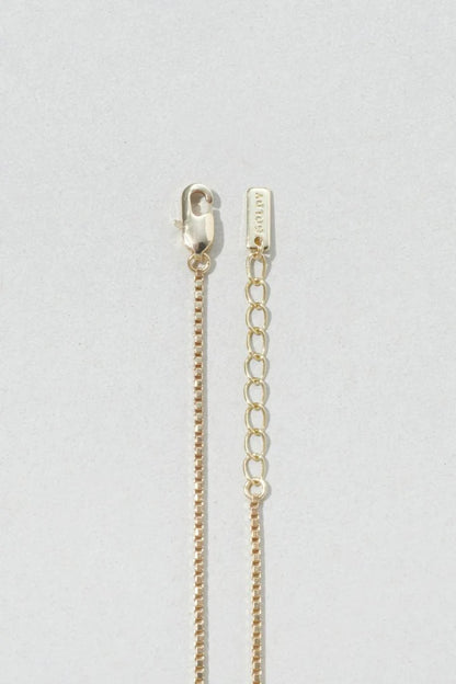 GOLDY Daisy Necklace