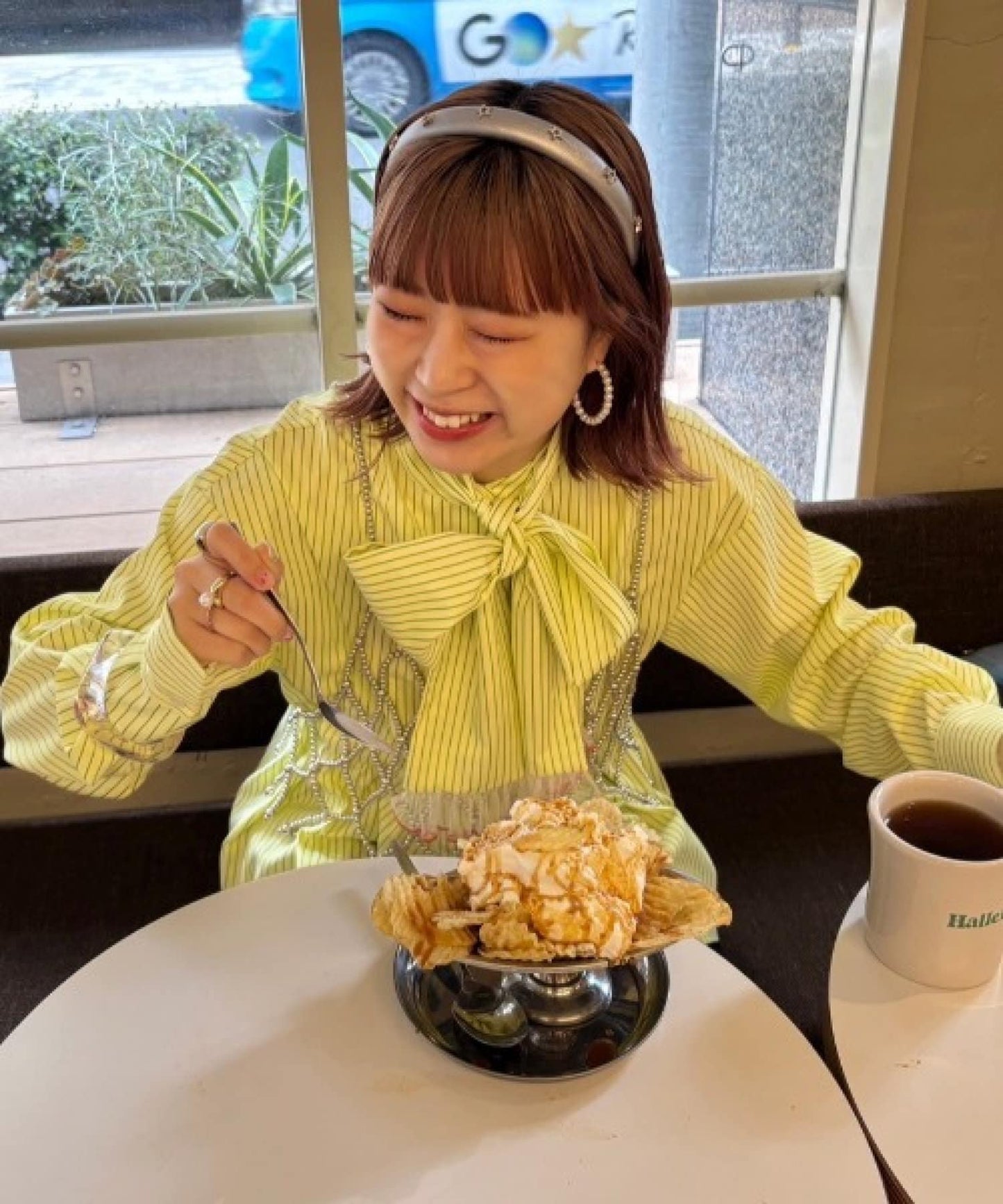 HELLO.SANFRANCISCO Striped 2-way bowtie blouse