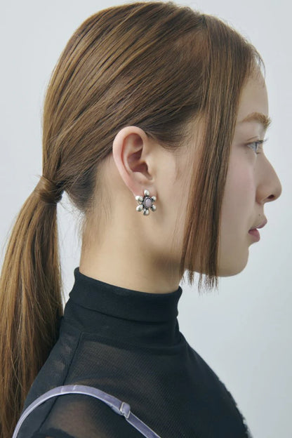 GOLDY Vintage flower Earrings