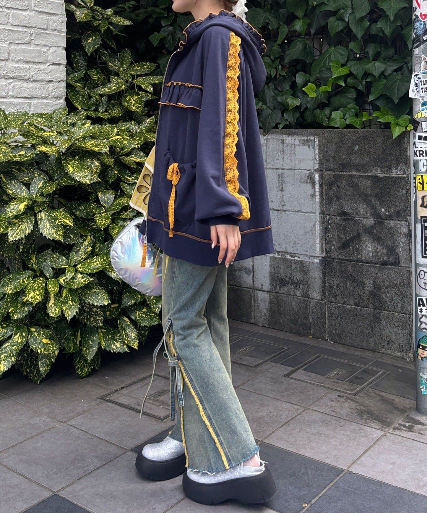 HELLO.SANFRANCISCO 拼色Ruffle Lace Hoodie Jacket