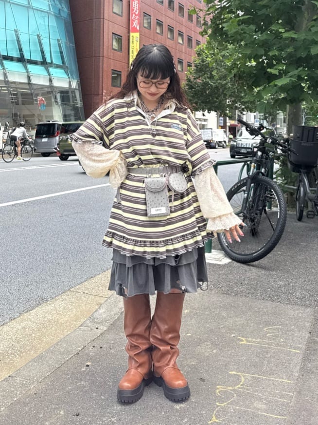 HELLO.SANFRANCISCO Ruffle邊橫條polo裙