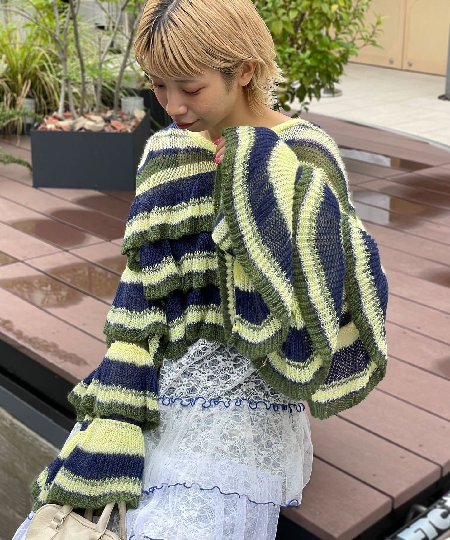 HELLO.SANFRANCISCO Multi-border sheer ruffle knit