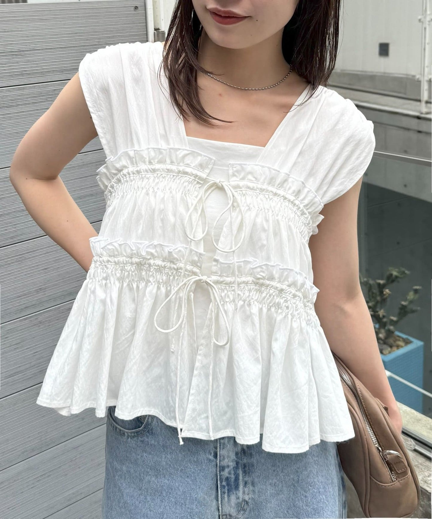 umm. By Discoat 褶褶絲帶sleeveless