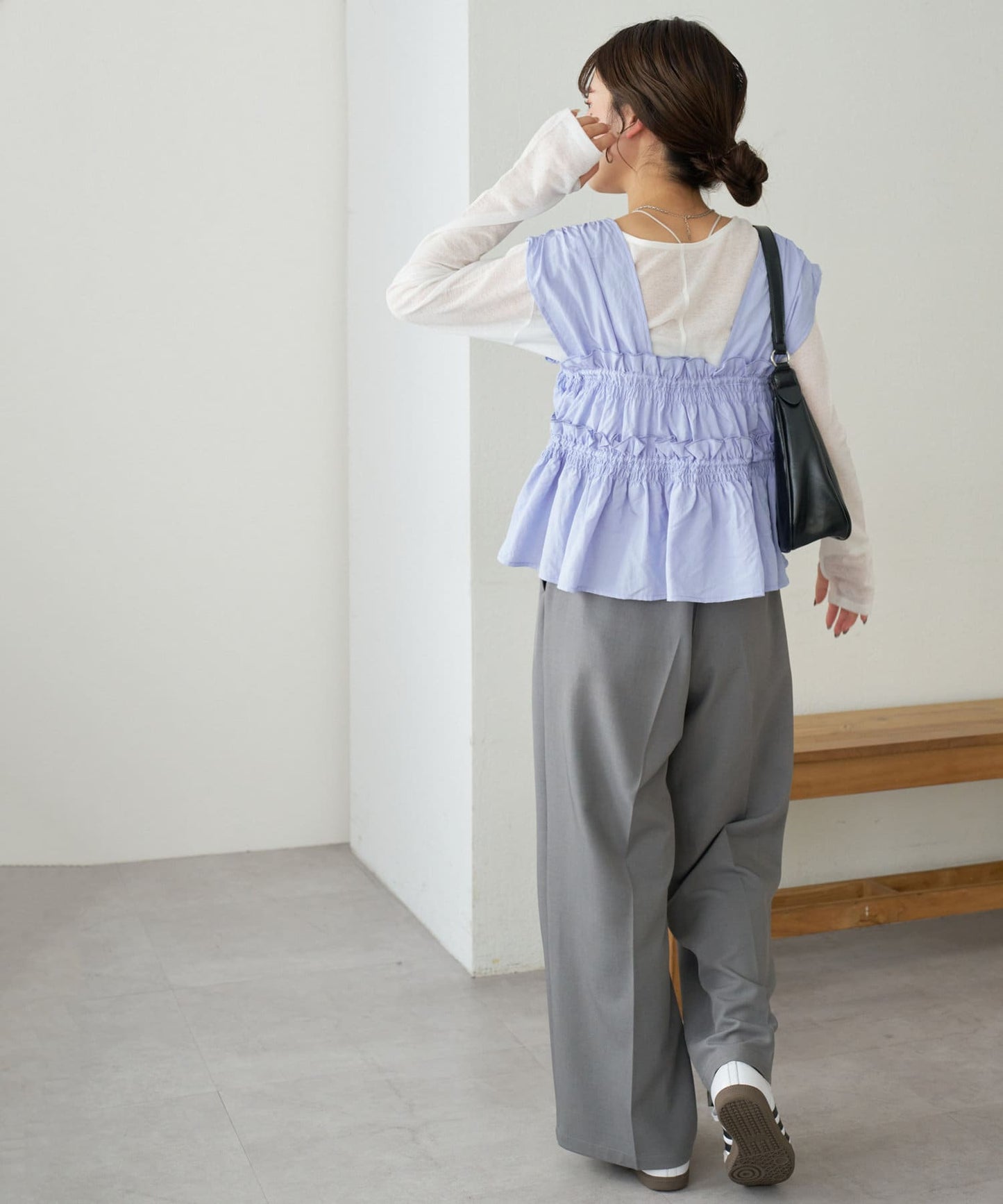 umm. By Discoat 褶褶絲帶sleeveless