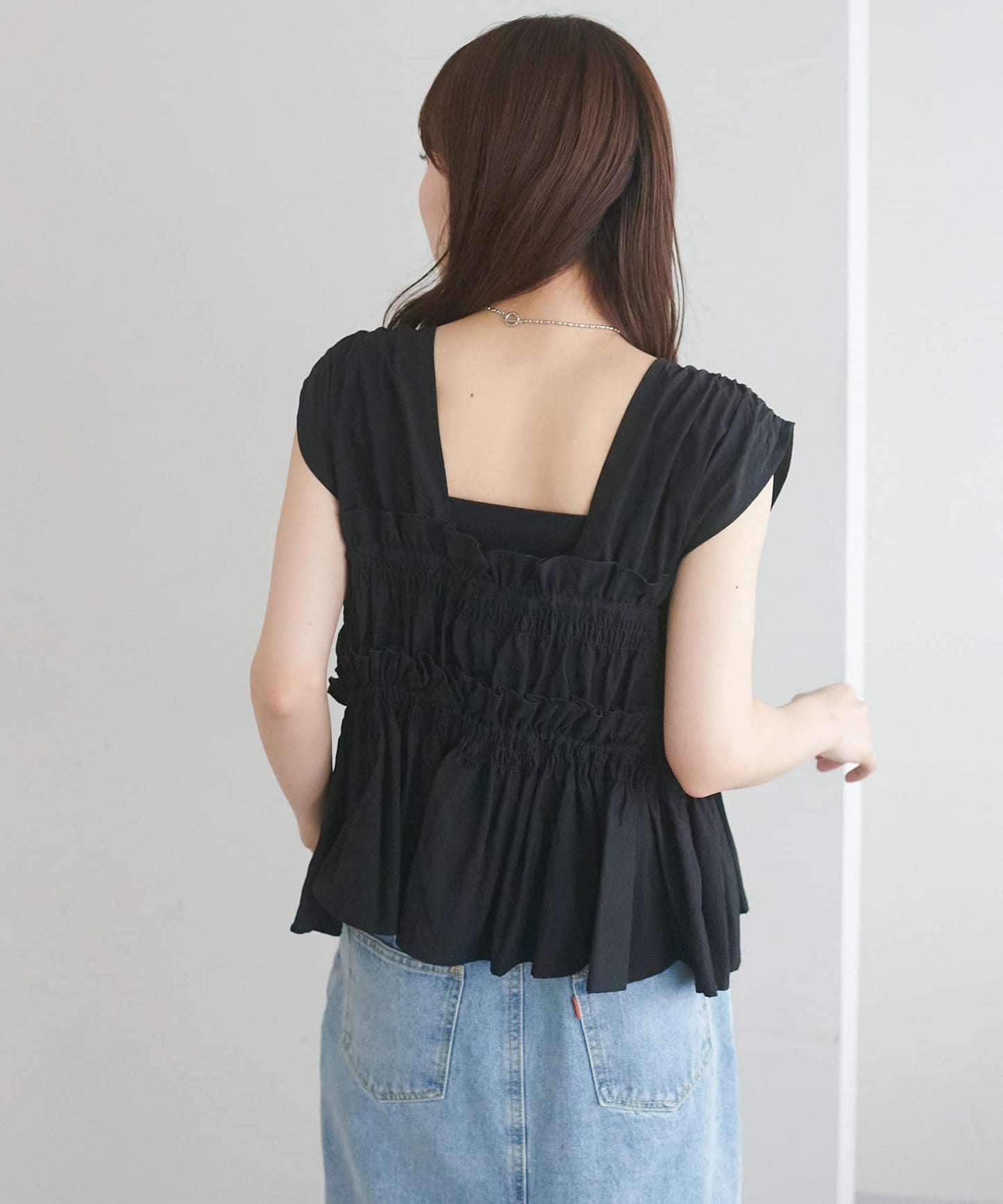 umm. By Discoat 褶褶絲帶sleeveless