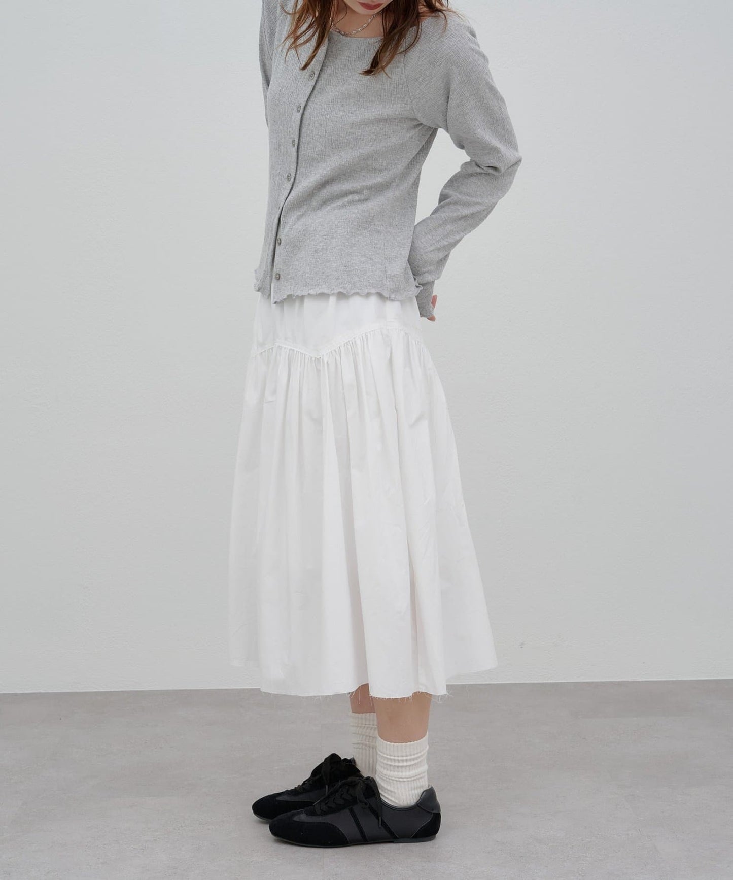 umm. By Discoat Gathered switching skirt