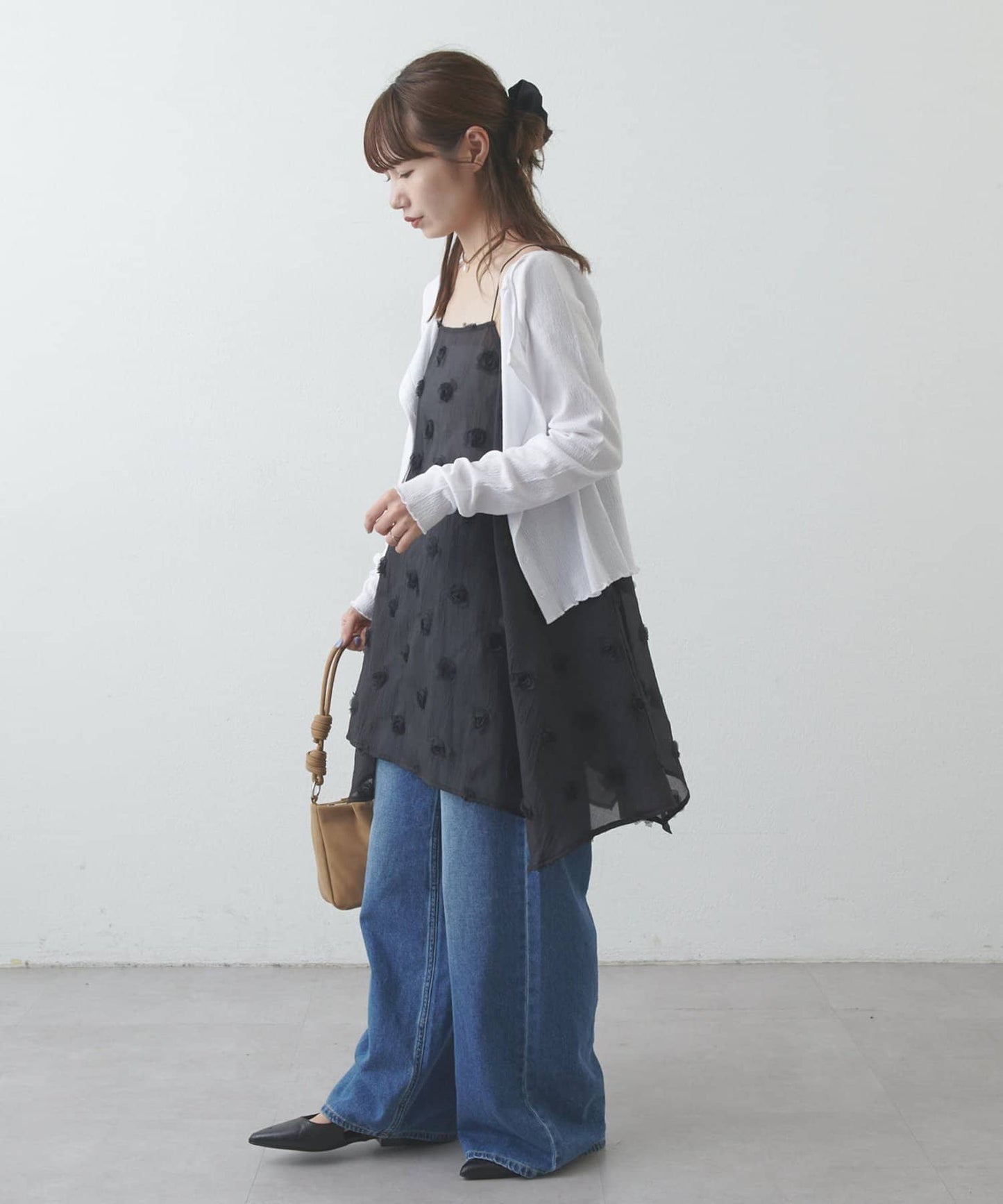 umm. By Discoat 立體花朵吊帶OPS