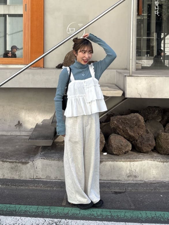 umm. by DISCOAT 不對稱荷葉邊吊帶