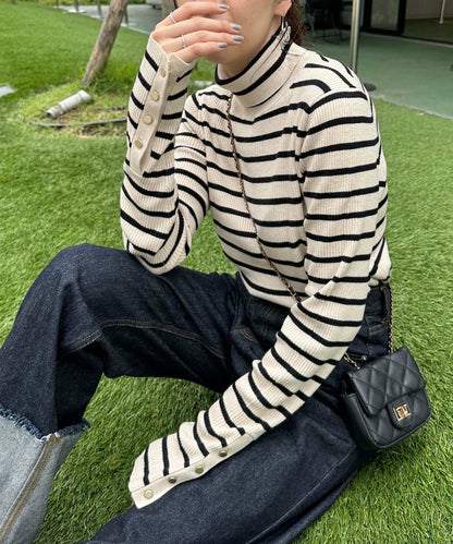 DISCOAT 鈕扣袖口羅紋高領衫