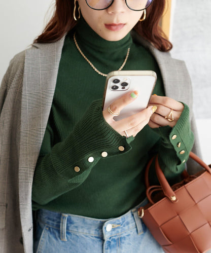 DISCOAT 鈕扣袖口羅紋高領衫