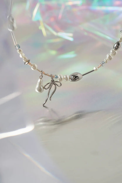 GOLDY Multi-beaded neck cuff