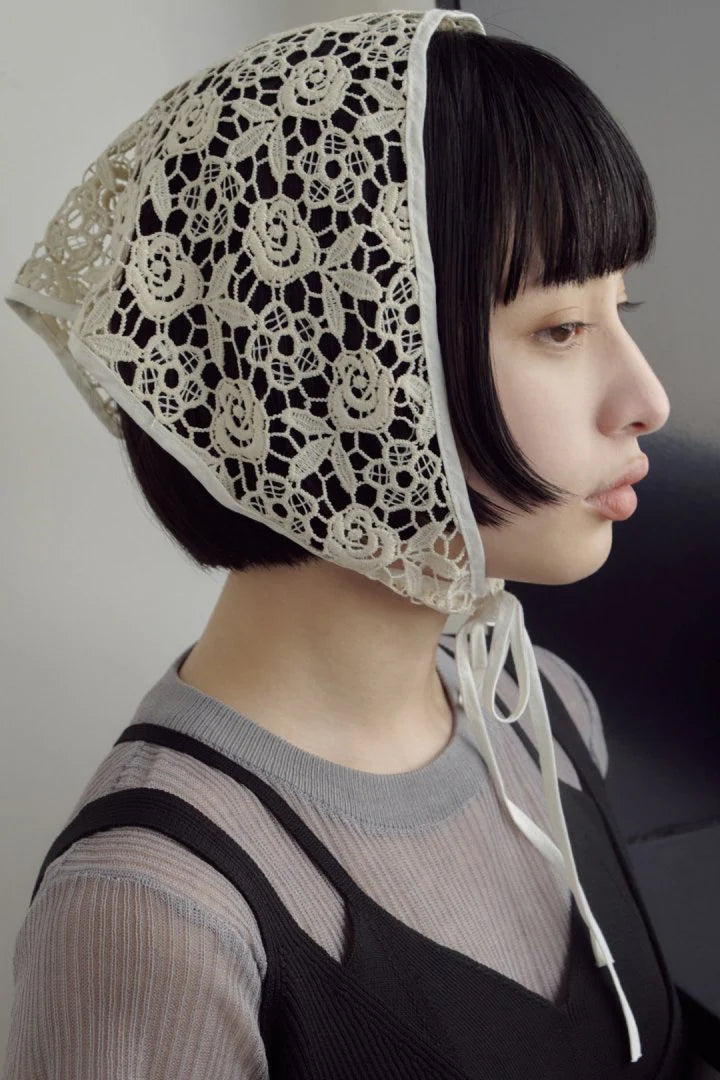 GOLDY 多way刺繡玫瑰三角巾